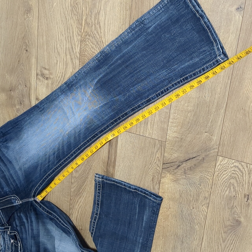 Miss Me Embellished Fleur Bootcut Dark Washed Jeans Size 32 - Picture 9 of 14